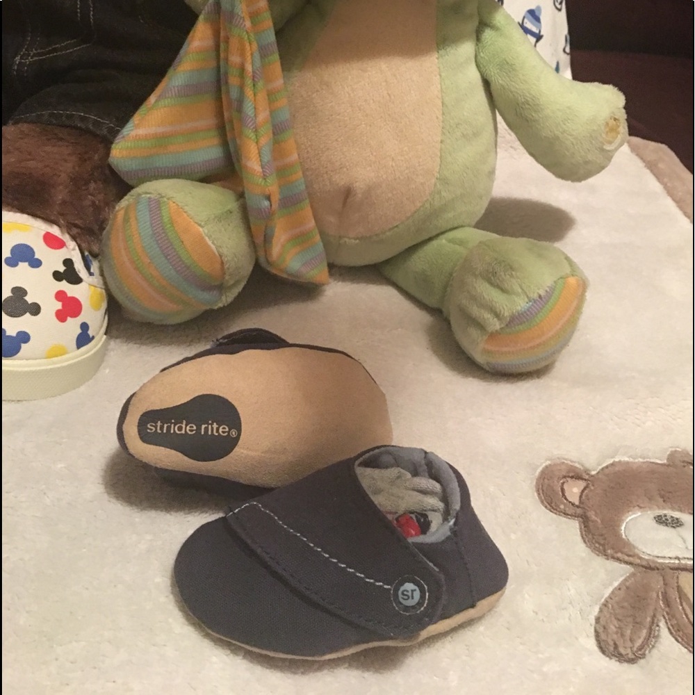 Stride rite baby shoes 👶🏽👶🏽👶🏽